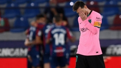 Barcelona sa lầy tại Levante, cửa vô địch La Liga ngày càng hẹp